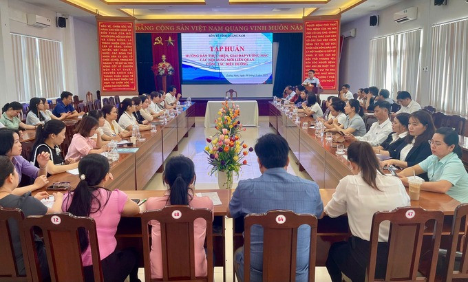 Quảng Nam: Tập huấn, giải đáp các nội dung mới trong công tác điều dưỡng và kỷ niệm Ngày Quốc tế Điều dưỡng