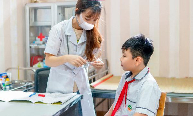 TP. HCM tiếp tục tuyển dụng viên chức y tế và giáo viên trong giai đoạn sắp xếp tổ chức, bộ máy