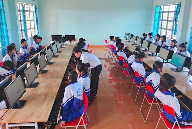 Gia Lai phấn đấu 100% học sinh tiểu học được trang bị kỹ năng số vào năm 2026
