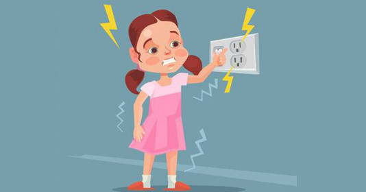 Phòng ngừa điện giật cho trẻ em trong kỳ nghỉ hè