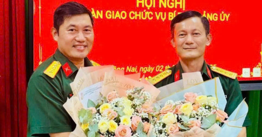 Trường Sĩ quan Lục quân 2: Hội nghị bàn giao chức vụ Bí thư Đảng ủy khoa công tác Đảng, công tác chính trị
