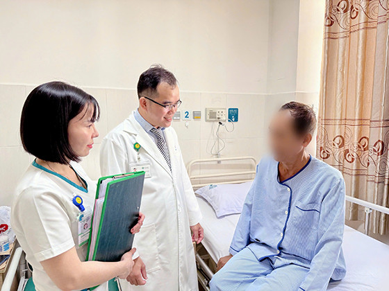 Cần Thơ: Phẫu thuật nội soi cắt u gan thành công cho bệnh nhân 61 tuổi