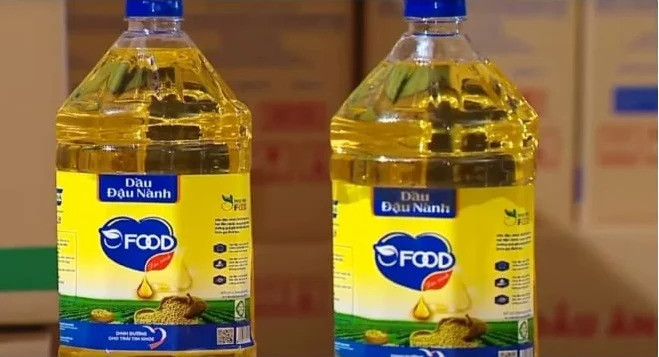 Bộ Y tế cảnh báo việc "hô biến" dầu làm thức ăn chăn nuôi thành thực phẩm cho người