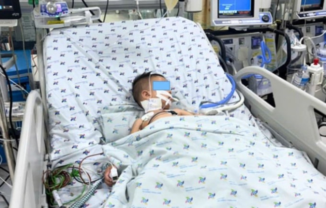 Cảnh báo diễn tiến nhanh và nguy hiểm của bệnh tay chân miệng ở trẻ dưới 2 tuổi