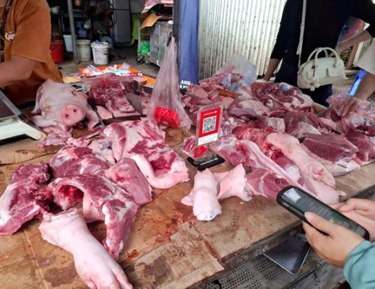 Bằng mắt thường có thể nhận biết thịt lợn mắc dịch tả châu Phi hay không?