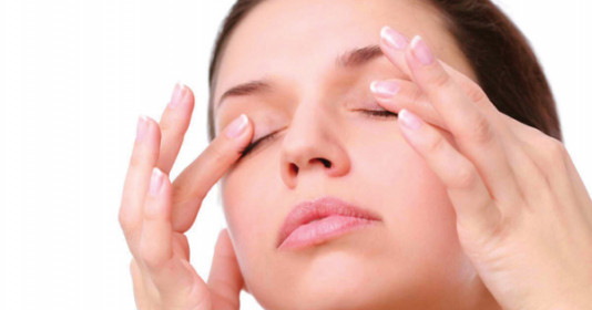 Mẹo ngăn ngừa quầng mắt thâm đen