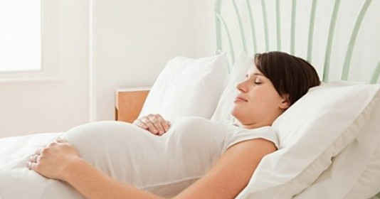 Nhau bám thấp khó sinh thường, dễ nguy hiểm thai nhi