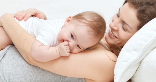 Cách cai sữa “một phát ăn ngay” cho bé và những điều mẹ cần lưu ý