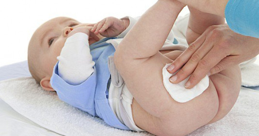 Cách trị hăm tã bằng nguyên liệu tự nhiên cực an toàn để da bé nhẵn nhụi, mềm mại