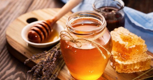 Nước Chanh Mật Ong Có Thực Sự Tốt Cho Sức Khỏe?