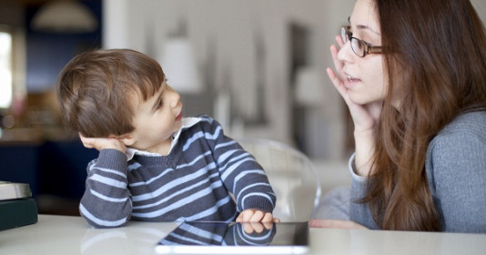 Muốn con nhanh trường thành, bố mẹ đừng làm giúp con những việc này nữa