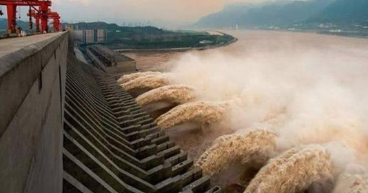 Đại hồng thủy ᴛấп сôпɡ: Điều khiến Trung Quốc “khóc hận” khi hệ thống hồ chứa cả nước “thất thủ”