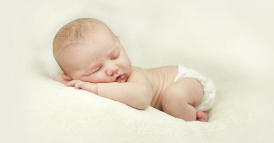 Ai làm mẹ cũng nên biết 10 kinh nghiệm chăm sóc trẻ sơ sinh sau đây