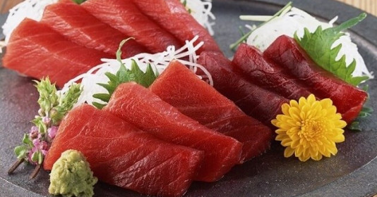 Những loại thực phẩm 3 tháng đầu mẹ bầu nên tránh để không gây ảnh hưởng tới con