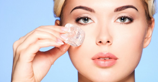 Công dụng làm đẹp thần kỳ từ đá lạnh không phải ai cũng biết
