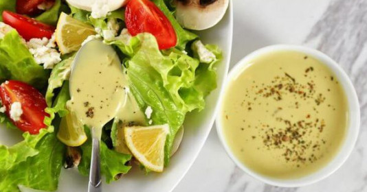 Cách làm nước sốt salad giảm cân bổ dưỡng đơn giản