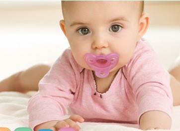 Cách chọn núm ti giả cho bé 