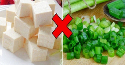 Đậu phụ thanh mát giúp giải nhiệt cơ thể nhưng mẹ chớ nấu kèm với những thực phẩm này