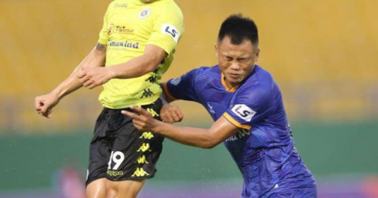 Cầu thủ lớn như Quang Hải phải biết giữ hình ảnh