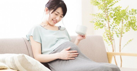 Những lưu ý cần nhớ khi mẹ mang thai mùa Hè để thai nhi được vui khỏe