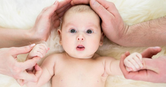 Mẹ mắc sai lầm tai hại này sẽ khiến con mãi không lớn, quấy khóc triền miên