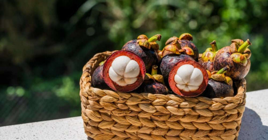Bà bầu ăn măng cụt với vô số lợi ích giúp con khoẻ, mẹ đẹp.