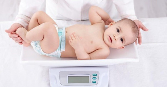 Mách mẹ cách giúp trẻ sơ sinh tăng cân, bụ bẫm và không hay bị ốm vặt