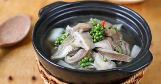 Mang thai tuần 32 phải ăn dạ dày lợn hấp tiêu để con lành dạ, có hệ tiêu hóa tốt?