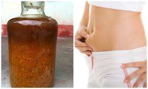 Hướng dẫn chị em cách dùng rượu gừng nghệ sau sinh đúng chuẩn