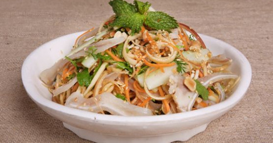 2 cách làm nộm tai heo ngon giòn sần sật chiêu đãi cả nhà