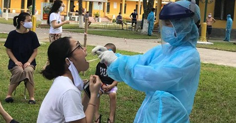 Phát hiện 14 trường hợp dương tính với COVID-19 tại khu cách ly ở Thanh Hóa