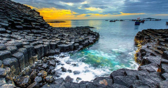 Vi vu Phú Yên "Vùng đất hoa vàng cỏ xanh" 