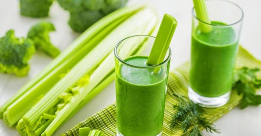Học ngay sao Việt ép loại nước đủ màu sắc để đẹp da giữ dáng