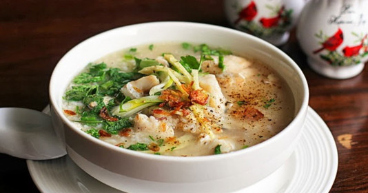 Đẻ mổ nên ăn gì? Các món ăn lợi sữa cho mẹ sinh mổ