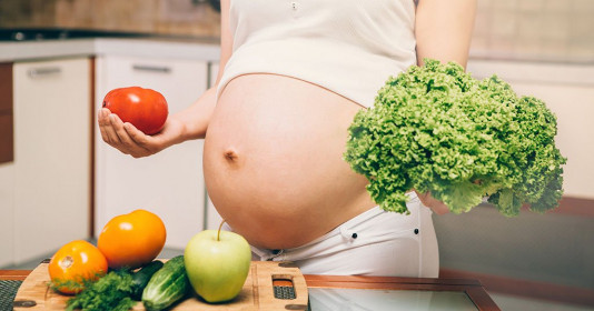 Điểm mặt những thực phẩm "cứu cánh" cho mẹ bầu vào ngày nắng nóng