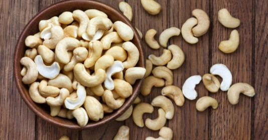 Tác hại của hạt điều khi bạn ăn quá nhiều