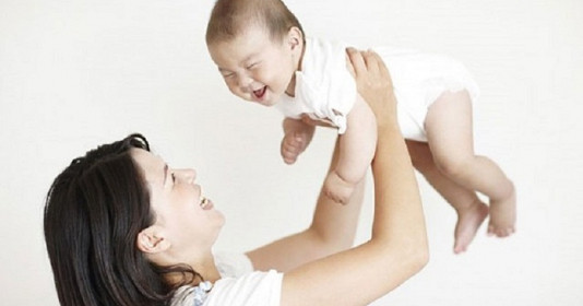 Đừng rung lắc - con có thể gặp nguy hiểm bố mẹ ơi!