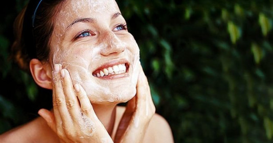 Những lỗi tẩy da chết có hại cho da mà bạn cần biết 
