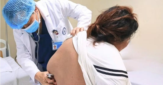 Ca mổ “đặc biệt” cứu mẹ con sản phụ gần 180 kg: Bản lĩnh và trí tuệ của y khoa Việt