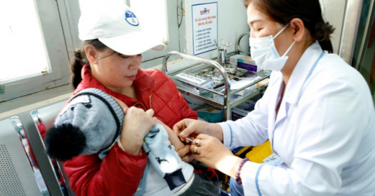 Lâm Đồng: Trao nhiệm vụ phòng, chống dịch bệnh cho cấp cơ sở