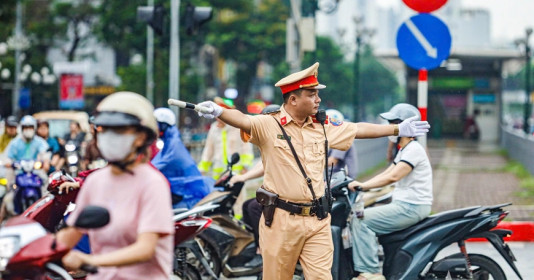 Tai nạn giao thông giảm trong ngày thứ ba của kỳ nghỉ lễ
