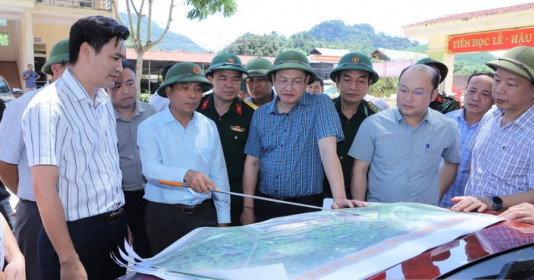 Bí thư Tỉnh ủy Thanh Hóa kiểm tra khắc phục bão lũ, chuẩn bị năm học mới ở miền biên viễn