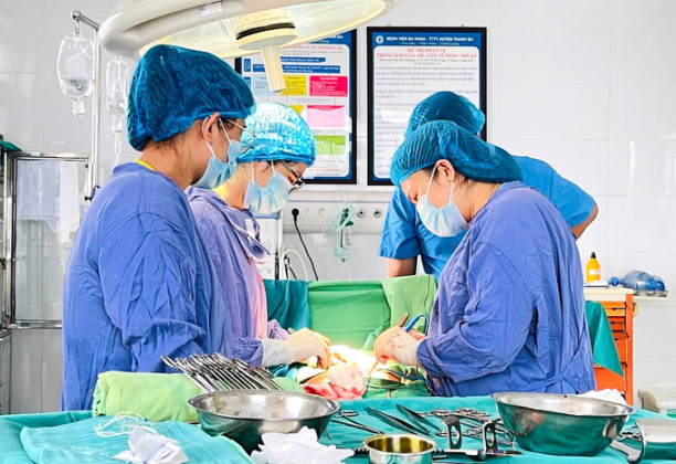 Phú Thọ: Trung tâm Y tế khu vực Thanh Ba cấp cứu kịp thời trường hợp thai ngoài tử cung vỡ, nguy hiểm tính mạng