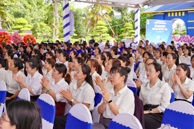 Ba cam kết của tân Hiệu trưởng Trường Đại học Quang Trung tại Lễ chào mừng năm học mới là gì?