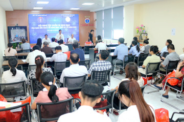 Huế: Bàn giao ứng dụng nền tảng y tế thông minh và thiết bị y tế thông minh cho các cơ sở