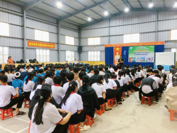 TP. Huế: Truyền thông trực tiếp cho giáo viên, học sinh tại các trường học về phòng, chống tác hại thuốc lá