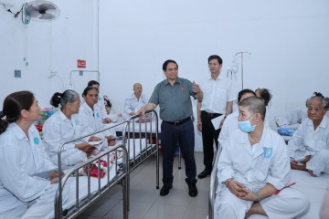 Thủ tướng: Chậm nhất cuối năm 2026 phải xong dự án Bệnh viện Ung bướu Cần Thơ