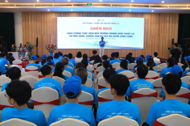 Đà Nẵng tăng cường thực hiện môi trường không khói thuốc lá tại nhà hàng, khách sạn và các địa điểm công cộng
