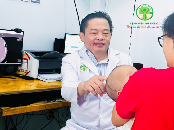 Bệnh viện Nhi đồng 2: Phẫu thuật thành công tạo hình sọ cho bé 12 tháng tuổi bị dính khớp sọ