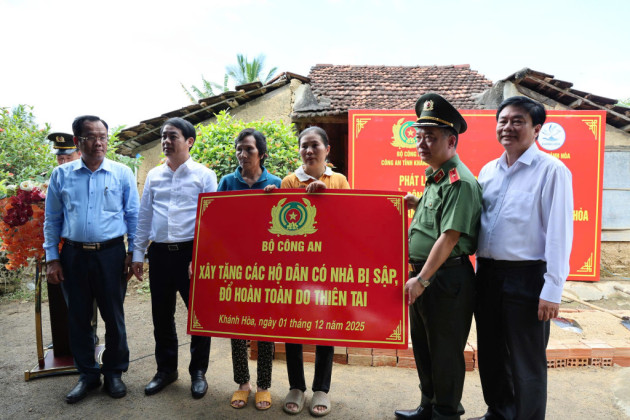 Khánh Hòa: Khởi công xây dựng 8 căn nhà cho người dân bị thiệt hại do mưa lũ